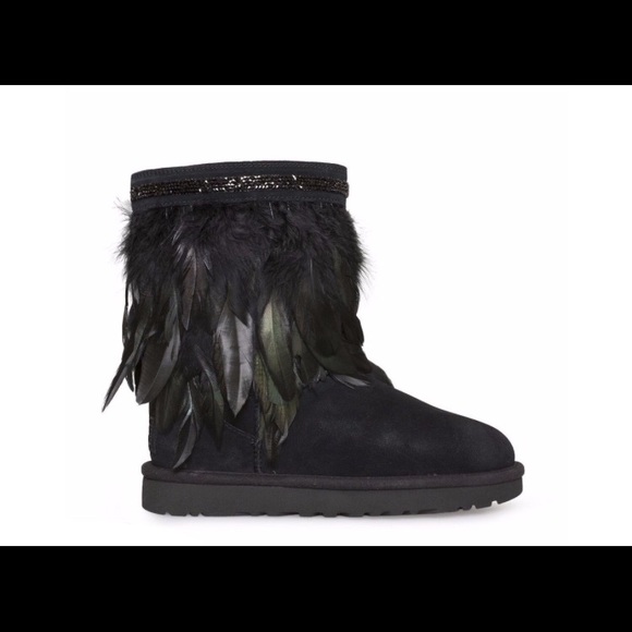 UGG Shoes - UGG boots  PERFECT for fall weather!!